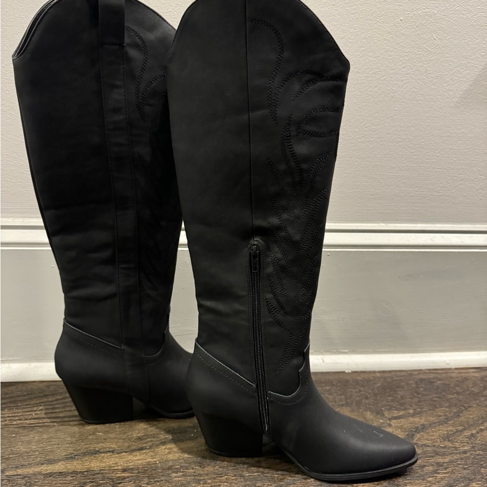 Pink Lily black cowboy boots brand new never worn